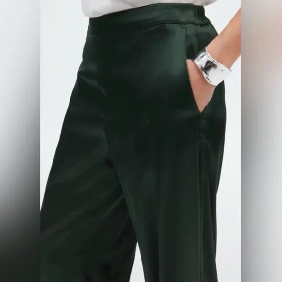 Madewell - Pull On Straight Pants in Stretch Satin - Forest Green - small - Picture 4 of 6